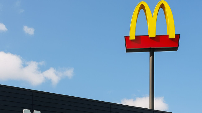 Promo McDonald's Hari Minggu, 21 September 2025: Bundle Happy Meal + PaNas 1 Rp58.100